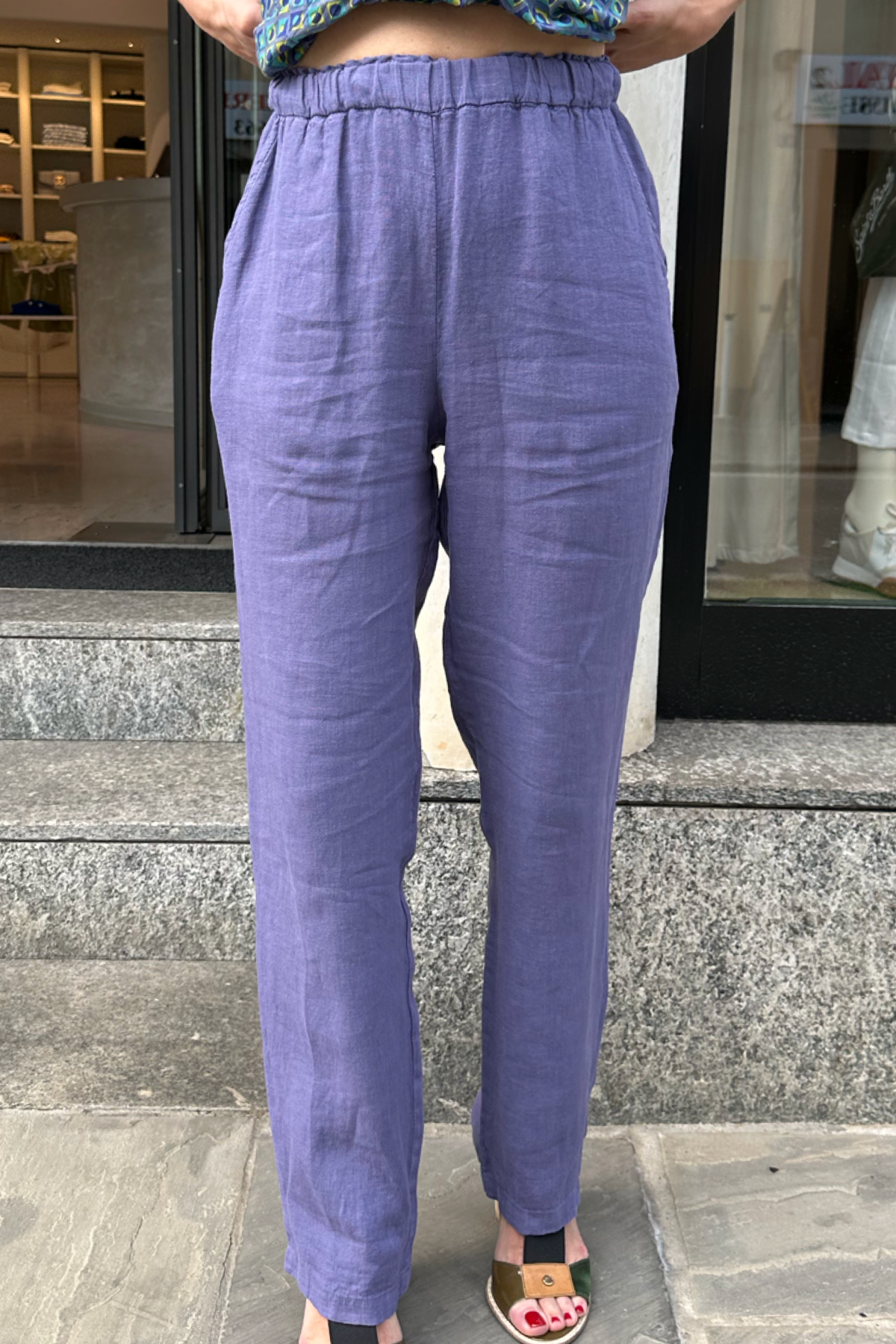 Alpha studio pantalone in tela di lino viola